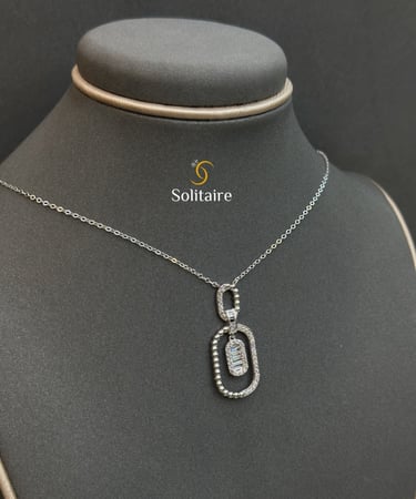 عقد تطبيق الالماس ابيض 18k