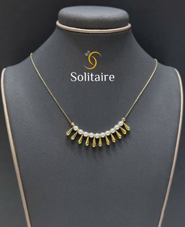 عقد لول مع دمعات بتوغا18k