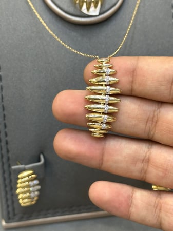 هاف ست تطبيق الالماس 18k