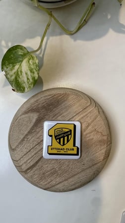 صورة مغناطيسيه  قابله للالصاق