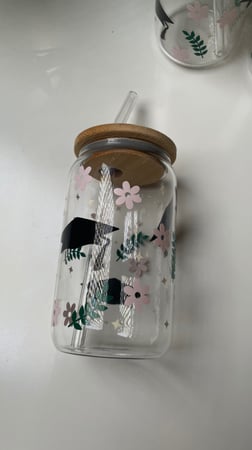 كوب خريج زجاجي مميز