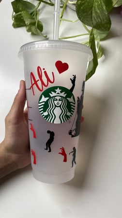 كوب TWD مع كتابه اسم