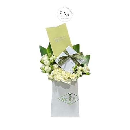 ورد بيبي جوري ابيض تنسيق داخل الملحقات