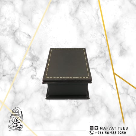 صندوق جلد ربع تولة لون بني