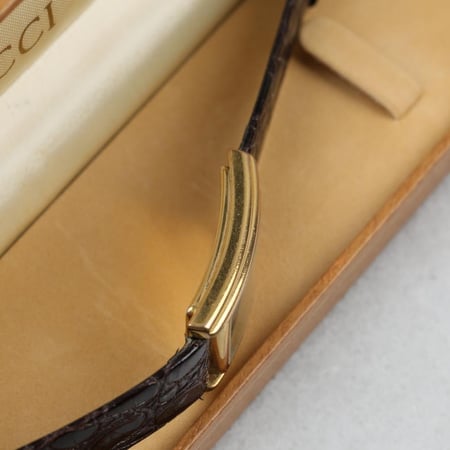 GUCCI TANK 1980s - ساعة قوتشي تانك من 1980