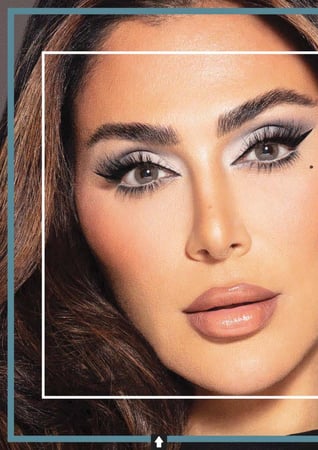 عدسات ديفا ملونة