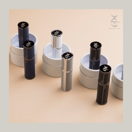 زجاجات تعبئة العطر الجلدية