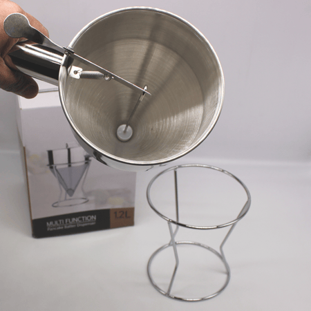 موزع لصب الشمع بالعلب والقوالب