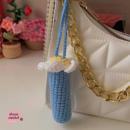 كروشيه ميدالية عَبقْ الوَرد