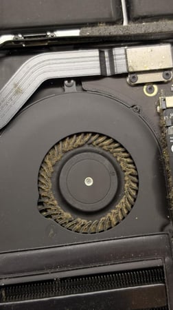 تنظيف عميق ماك بوك-تنظيف MacBook في جدة
