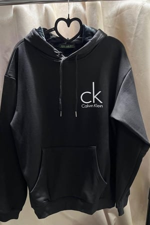هودي تصميم كالفن كلاين