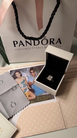 خاتم باندورا