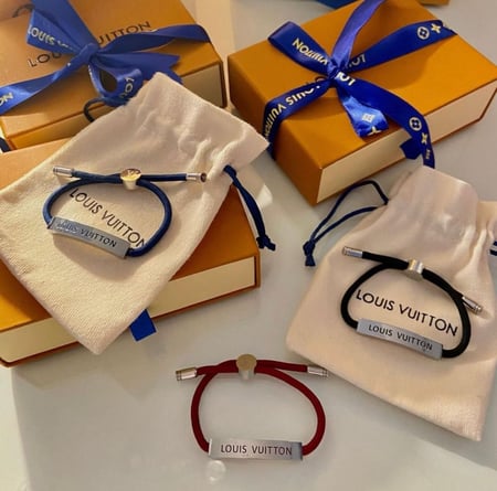 لويس فتون خيط