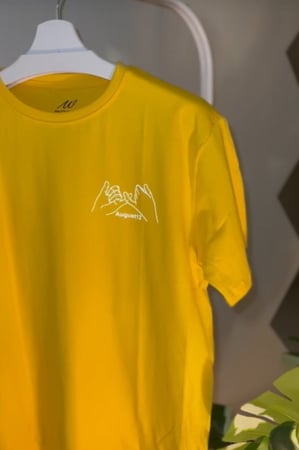 تيشيرت اليد