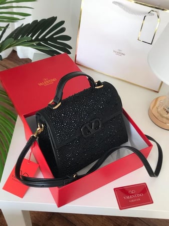 شنطه فالنتينو