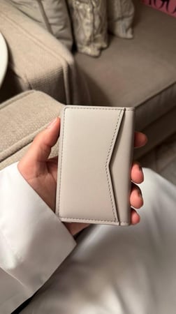 بوك كارتير رمادي