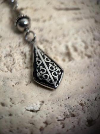 سبحة مصنوعة من الماتشا الطبيعية