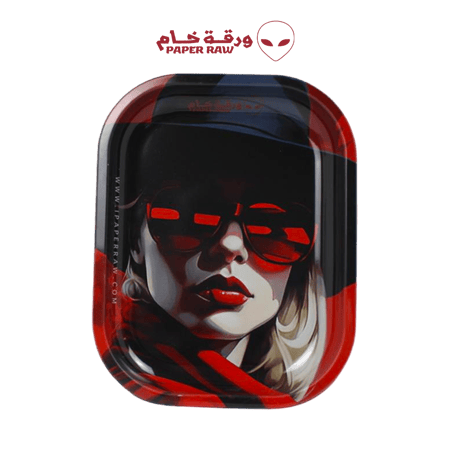 صحن مس روز مع غطاء