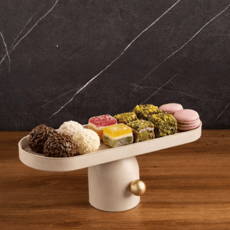 صحن تقديم ضيافة بتصميم مميز لون بيج