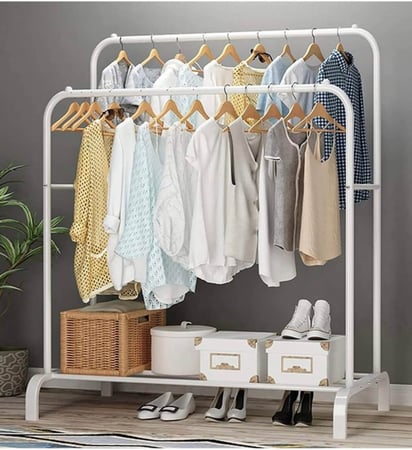 علاقة ملابس معدنى منظم وحامل ملابس أبيض