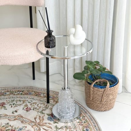 طاولات خدمة