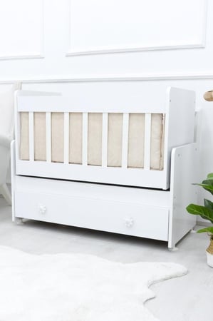 سرير أطفال رخيص