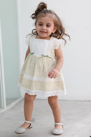 فستان بيبي بنقشة مشجر