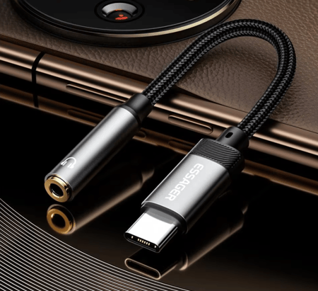 محول من AUX 3.5mm TO Lightning  من Essager