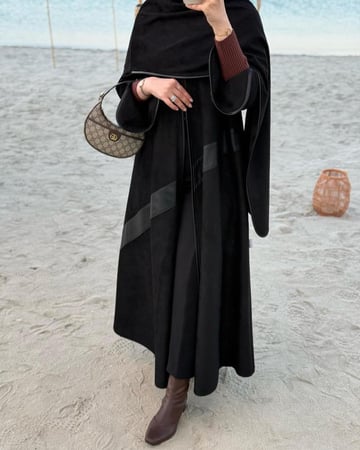 طقم الشتاء عبايه + سديري (اختياري)