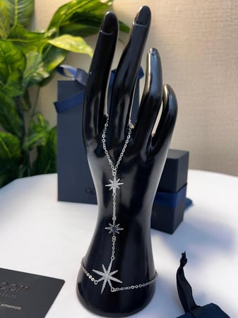 أسوار كف يد مع خاتم apm فضي