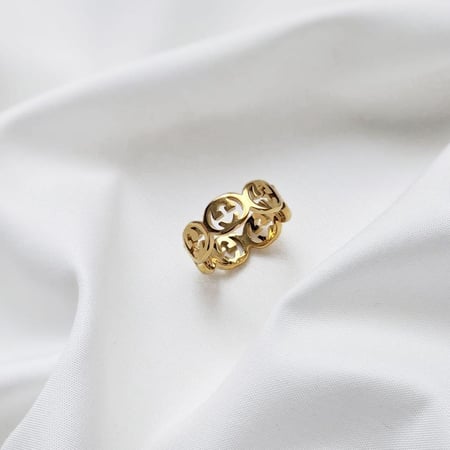 خاتم GUCCI ذهبي