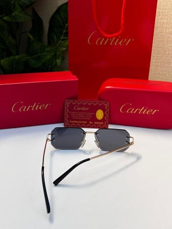 نظارة Cartier-  اطار ذهبي- عدسه بني اسود