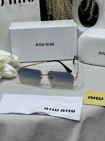 نظارة - MIU MIU