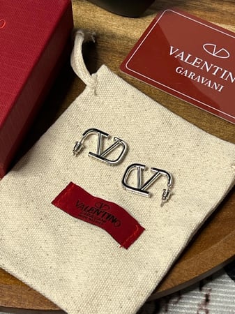حلق VALENTINO فضي