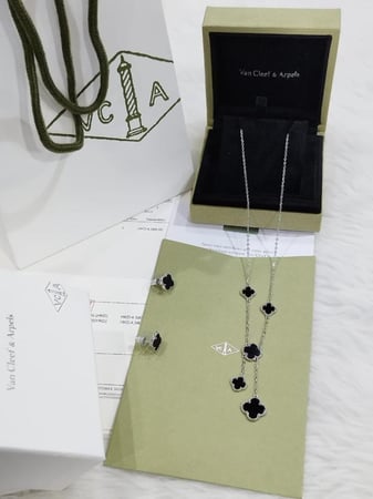 سلسال  شوكر   مع حلق  Van cleef