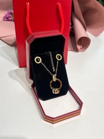 سلسال carter ذهبي