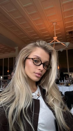 نظارة MIU MIU تايقر عدسة بيضاوي شفافة