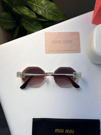 نظارة MIU MIU - ملون