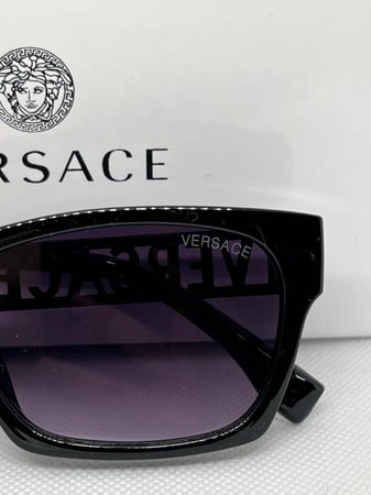 نظارة VERSACE