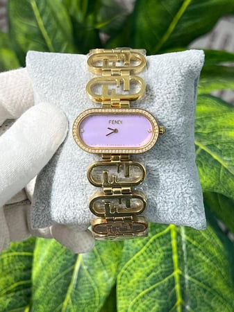 ساعة فندي -نسائي