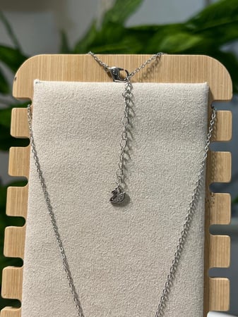 سلسال سوارفيسكي فضي