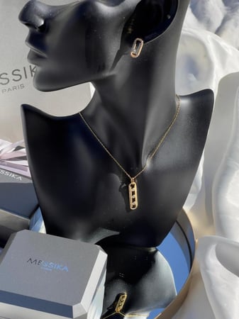 سلسال MESSIKA معدن ذهبي بكريستالات