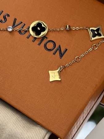 إسوارة LOUIS VUITTON معدن ذهبي أسود