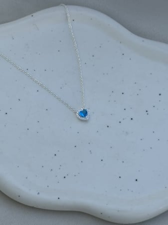 سلسال باندورا PANDORA كريستالة بـ لون السماء