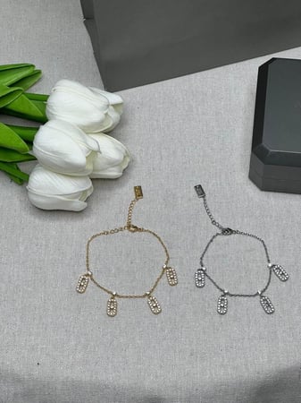 أسوارة  MESSIKA معدن فضي