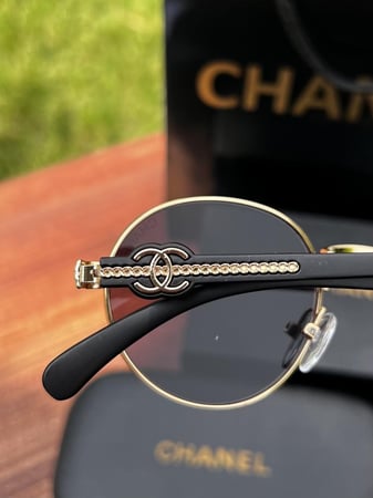 نظارة CHANEL اطار أسود عدسة اسود