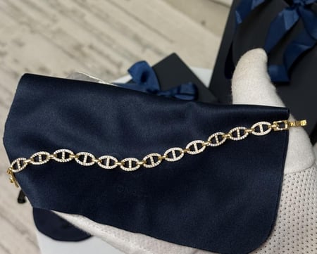 اسوارة مايلي مارين  apm ذهبي