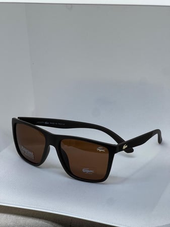 نظارة LACOSTE