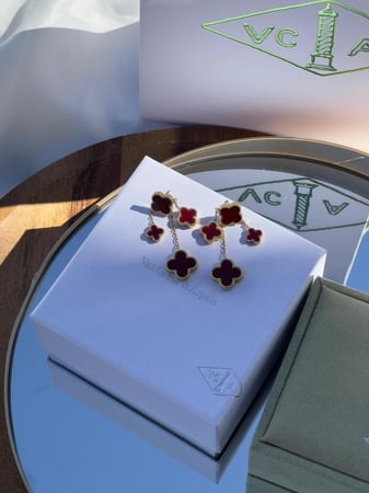 حلق van cleef الحصري