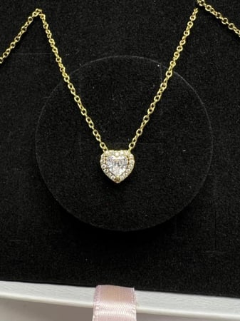 سلسال باندورا PANDORA قلب ذهبي